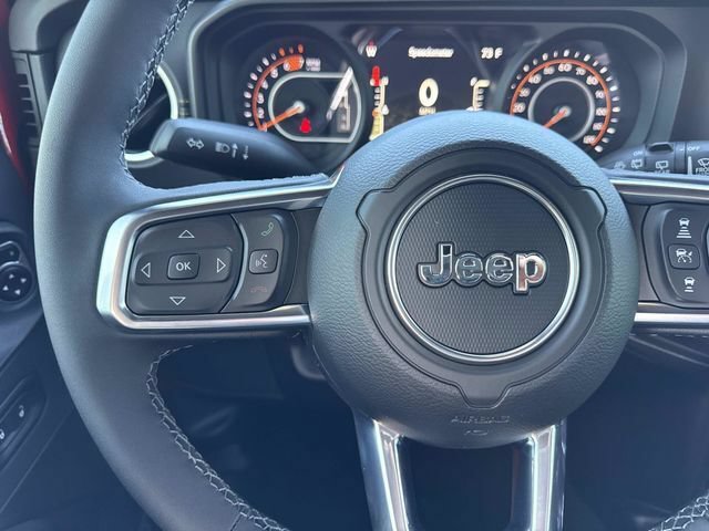 New 2026 Jeep Wrangler Unlimited Sahara w/ Whitecap Package AWD/4WD image 15
