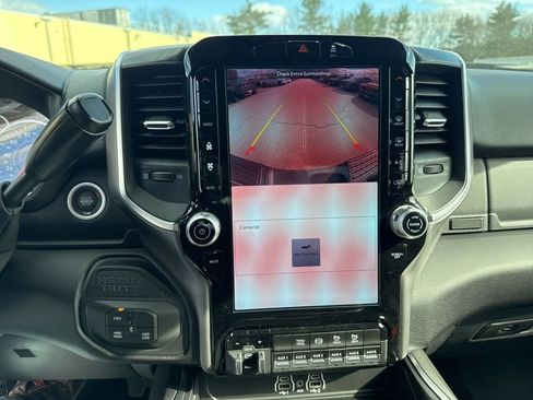 New 2025 RAM 2500 Big Horn AWD/4WD image 15