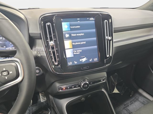Used 2022 Volvo XC40 T5 R-Design w/ Protection Package AWD/4WD image 20