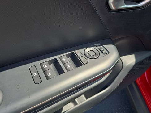 New 2026 Kia K4 FWD image 17