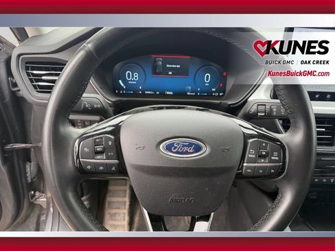 Used 2023 Ford Escape Platinum AWD/4WD image 15