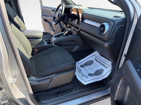 Certified 2024 Chevrolet Colorado LT w/ LT Convenience Package II image 26