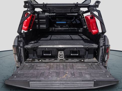Used 2018 Ford F150 Raptor w/ Equipment Group 802A Luxury AWD/4WD image 34