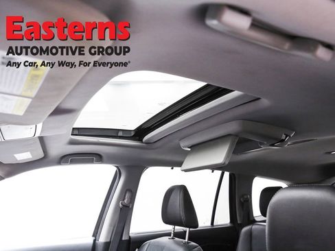 Used 2021 Honda Pilot Touring image 36