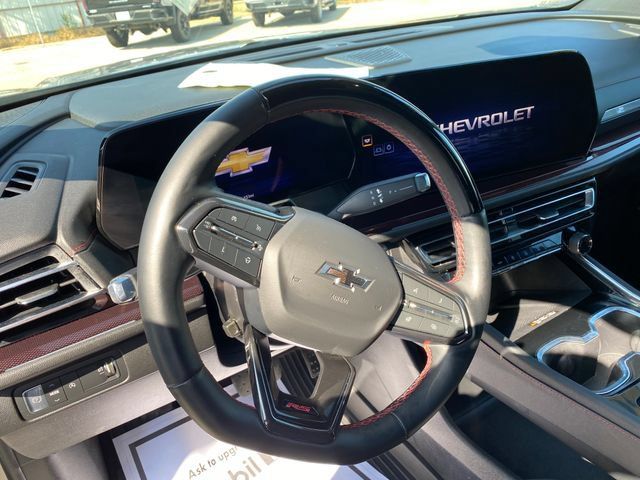 Used 2024 Chevrolet Traverse RS w/ LPO, Floor Liner Package FWD image 10