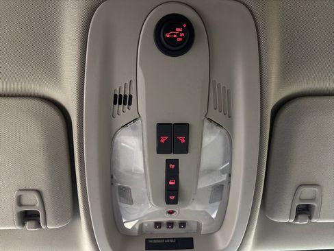 Used 2014 GMC Terrain SLT AWD/4WD image 23