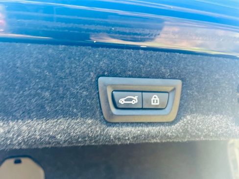 Used 2018 BMW 530i xDrive image 15