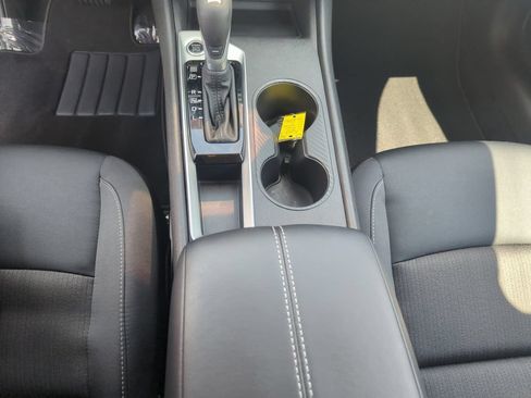 Used 2025 Nissan Altima 2.5 S FWD image 15