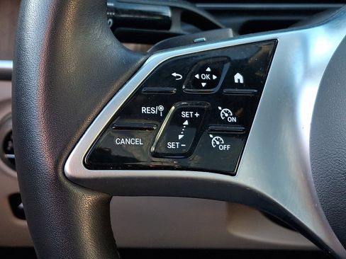 Used 2023 Mercedes-Benz C 300 4MATIC Sedan image 21