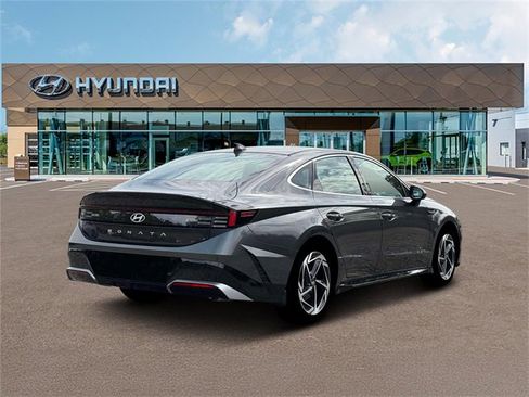 New 2026 Hyundai Sonata SEL image 7