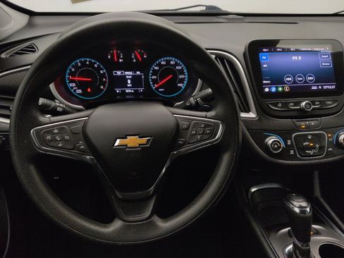 Used 2020 Chevrolet Malibu LS w/ Driver Confidence Package II FWD image 22