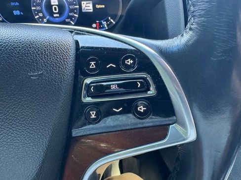 Used 2019 Cadillac Escalade 2WD image 6