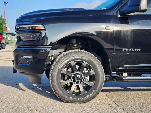 New 2026 RAM 2500 Laramie AWD/4WD image 5