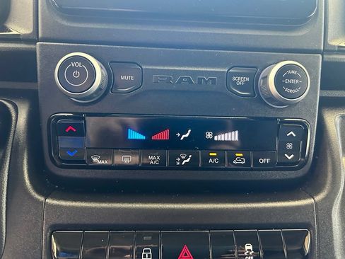 Used 2025 RAM ProMaster 2500 w/ Convenience Group FWD image 44