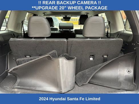 Used 2024 Hyundai Santa Fe Limited image 10