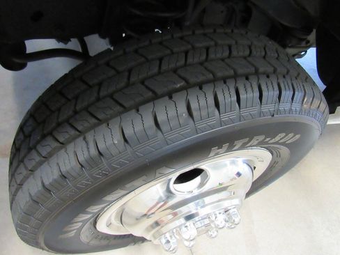 Used 2022 Ford E-350 and Econoline 350 Super Duty w/ Power Windows & Locks Group RWD image 27