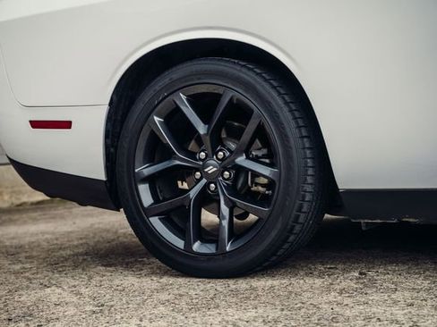 Used 2022 Dodge Challenger R/T w/ Blacktop Package RWD image 40