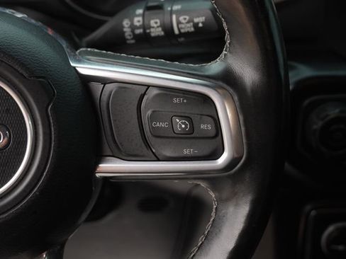 Used 2022 Jeep Wrangler Unlimited Sahara w/ Cold Weather Group AWD/4WD image 27