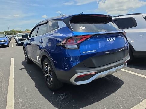 Used 2023 Kia Sportage EX FWD image 14