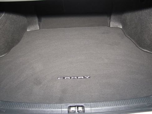Used 2023 Toyota Camry SE FWD image 17