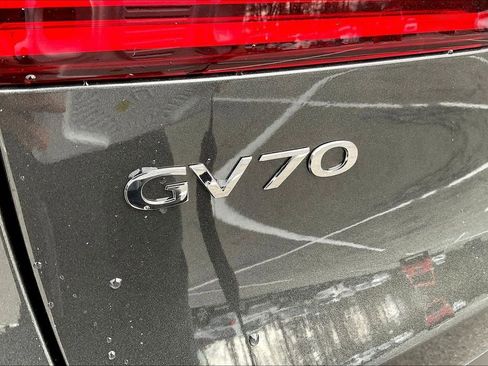 New 2026 Genesis GV70 2.5T Select AWD/4WD image 8