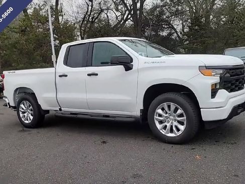 New 2026 Chevrolet Silverado 1500 Custom image 3
