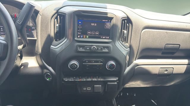 Used 2025 Chevrolet Silverado 1500 Custom AWD/4WD image 8