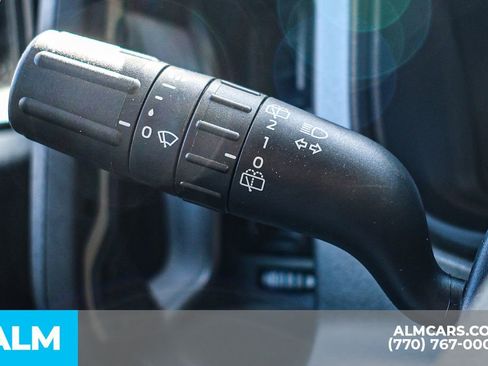 Used 2025 Ford Bronco Badlands image 31