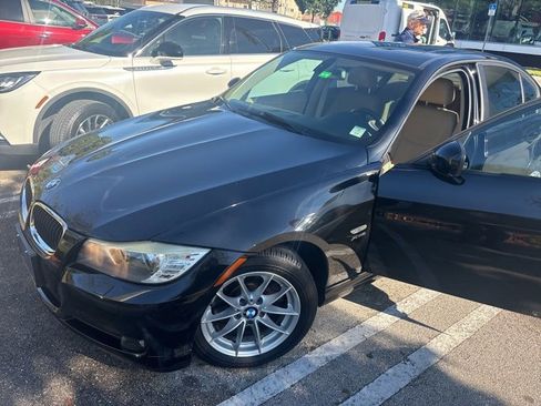 Used 2010 BMW 328i xDrive Sedan image 3