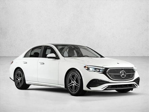 Certified 2025 Mercedes-Benz E 450 4MATIC Sedan w/ Multicontour Seating Package image 3