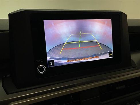 Certified 2025 Toyota Tacoma TRD Sport image 16