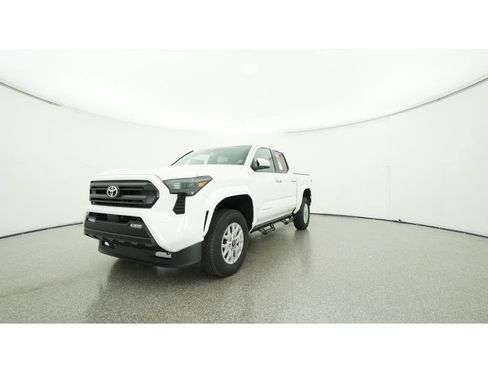 New 2025 Toyota Tacoma SR5 image 38