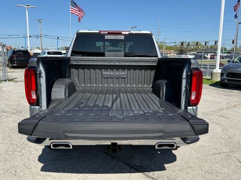 New 2026 GMC Sierra 1500 SLT AWD/4WD image 4