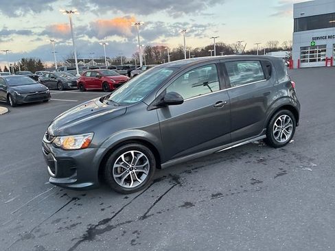 Used 2018 Chevrolet Sonic LT w/ Convenience Package image 16