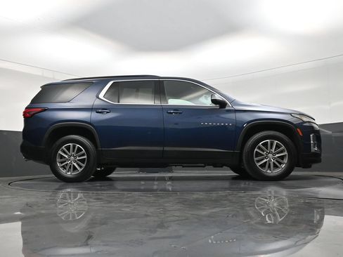 Used 2023 Chevrolet Traverse LT FWD image 22