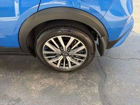 Used 2023 Nissan Kicks SV FWD image 13
