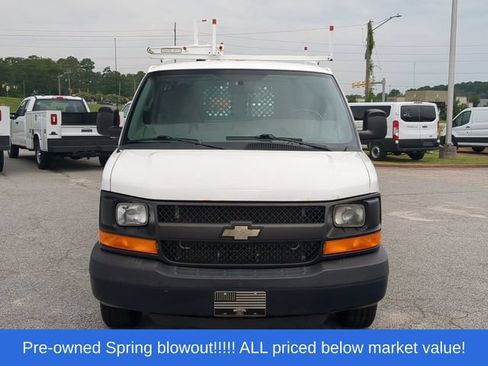 Used 2016 Chevrolet Express 2500 RWD image 16