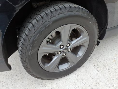 Used 2024 Ford Edge SEL w/ Sport Appearance Package image 6