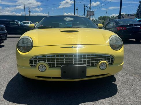 Used 2002 Ford Thunderbird RWD image 3