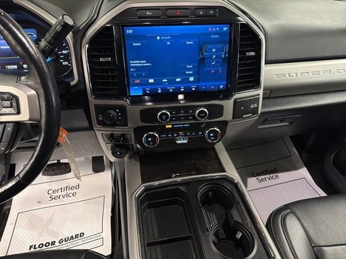 Used 2022 Ford F250 Lariat image 18