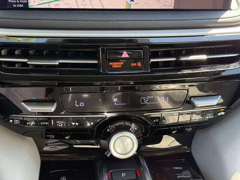 Certified 2025 Acura MDX SH-AWD w/ Technology Package image 22