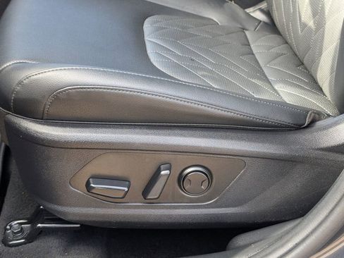 Used 2024 Kia Sportage X-Line w/ X-Line Premium Package image 12