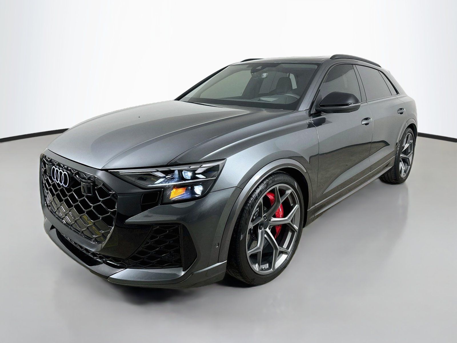 Used 2026 Audi RS Q8 performance AWD/4WD image 1