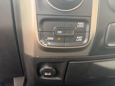 Used 2019 RAM 1500 Warlock AWD/4WD image 28