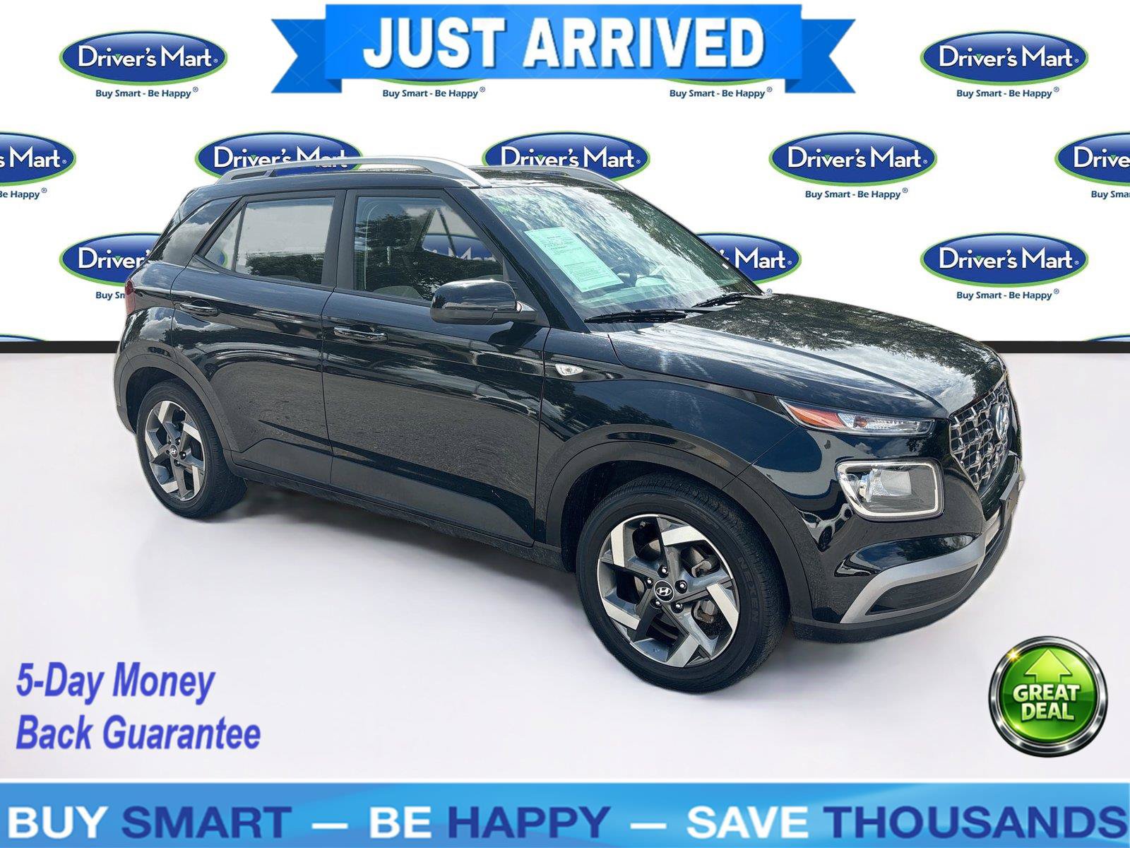 Used 2025 Hyundai Venue SEL FWD image 1