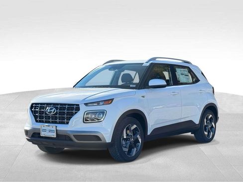 New 2026 Hyundai Venue SEL FWD image 2