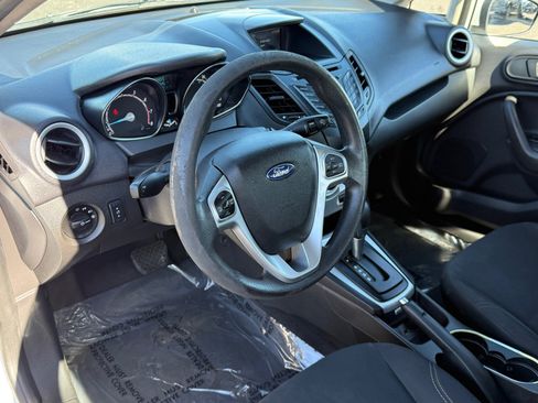 Used 2019 Ford Fiesta SE image 10