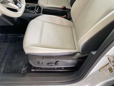 Certified 2021 Volkswagen ID.4 1st Edition RWD image 37