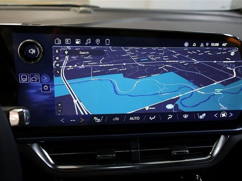 New 2026 Chevrolet Equinox EV LT image 41