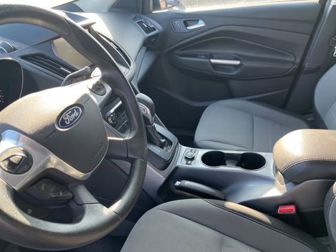 Used 2015 Ford Escape SE w/ Equipment Group 201A image 25
